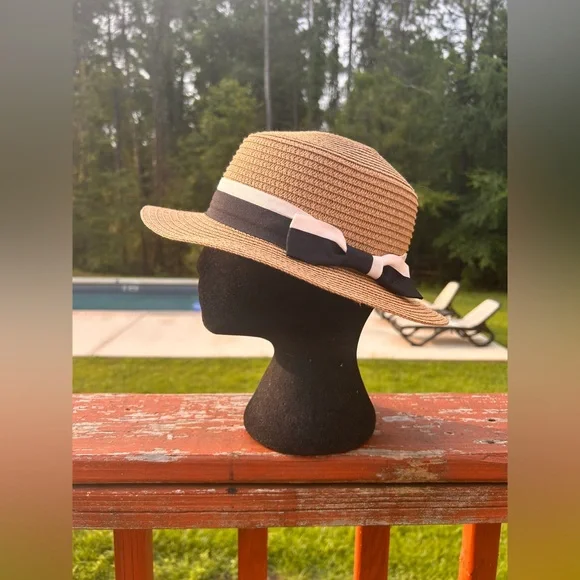 Unisex Tan Straw short Brim Banded Boater Hat - Picture 2 of 3